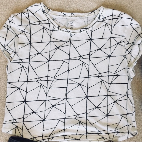 GONE SUNDAY Me to We Geo Print Crop Top - Picture 2 of 4